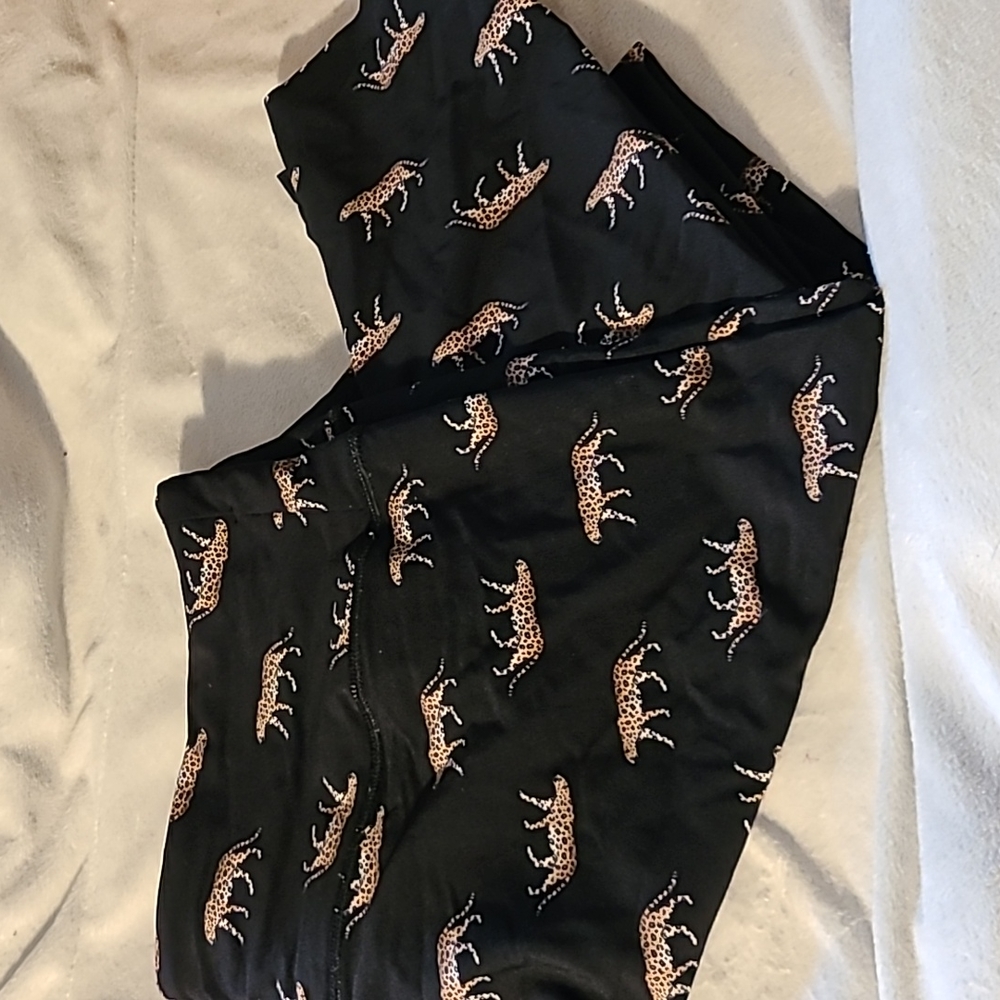 Victoria Secret Sport Leopard Leggings